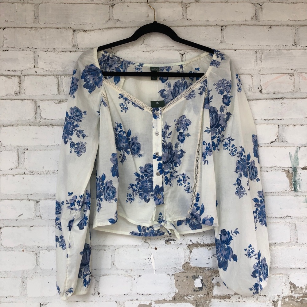 NWT Floral Top
